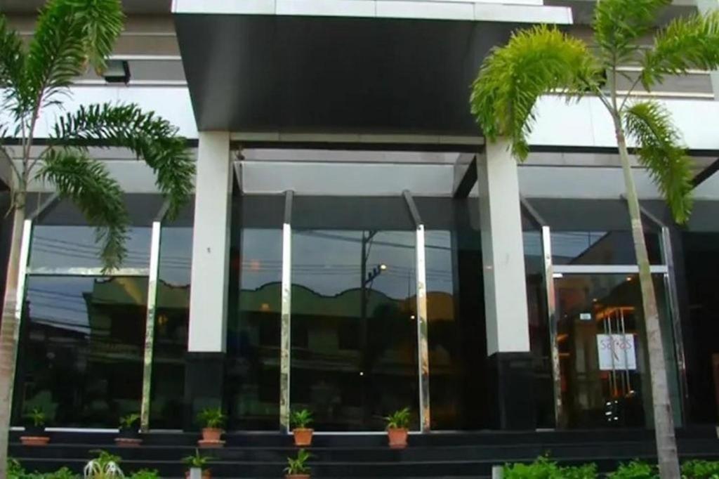 Sun City Pattaya Hotel Exterior foto
